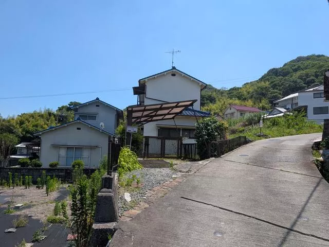 Kure City, Aga Chuo 1-chome (Aki Aga Station) 2-story building 7DK