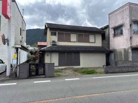 Shiso City, Ichinomiya Town, Higashichiba (Harima Shingu Station) 2-story building 5DK