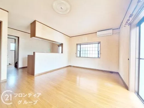 [Southwest corner lot with good sunlight and ventilation] ■ 4 minutes on foot to Mikunino Elementary School, a safe distance for commuting.