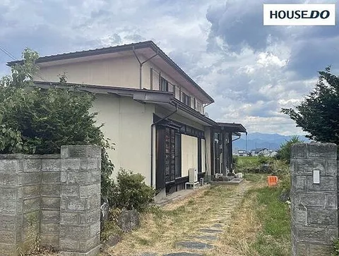 Used single-family home, used house in Yamagata City, Iizuka Town
