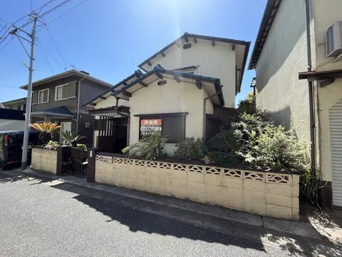 Asagiri 2-chome, Nakama City (Tsuya Station) 2-story building 5DK