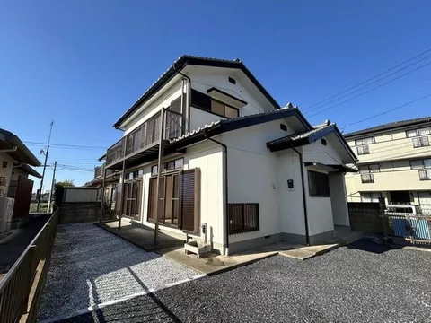[Viewing event held] Parking for 2 cars available / Front road width 6m / Garden space available /