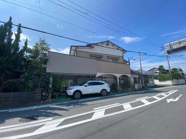 Kumamoto City, Minami Ward, Narikata Town (Nishi Kumamoto Station) 2-story building 6LDK