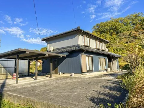 Toyooka City Fukuda (Toyooka Station) 2-story 8DK