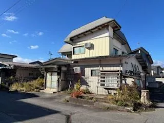 Yonezawa City Narushima-cho 2-chome (Nishi Yonezawa Station) 2-story 9DK