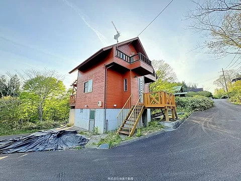 Used single-family home in Hiruzan Tomikata, Maniwa City, Okayama Prefecture