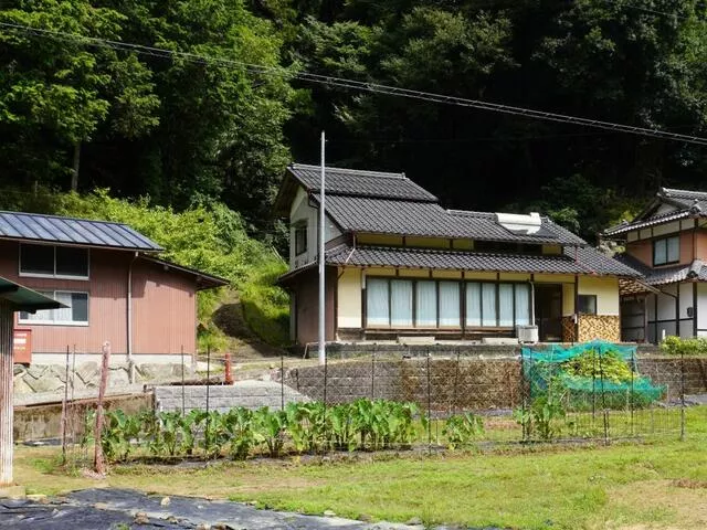 Fukuchiyama City, Oe Town, Minami Ariji (Fukuchiyama Station) 2-story building 6DK