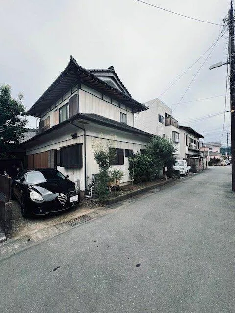 JR Tokaido Main Line "Ninomiya" Station 28 minutes on foot