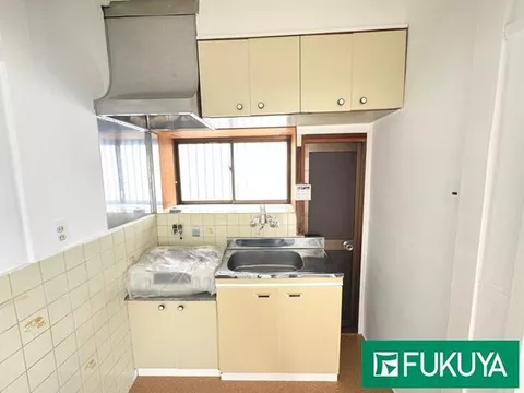 Renovation completed in August of the 8th year of Reiwa♪ South-facing, therefore good sunlight! - Image 3