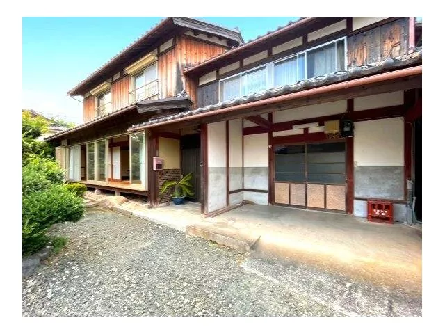 Sawamura Real Estate recommends for those considering a relaxed lifestyle in a nature-rich environment.