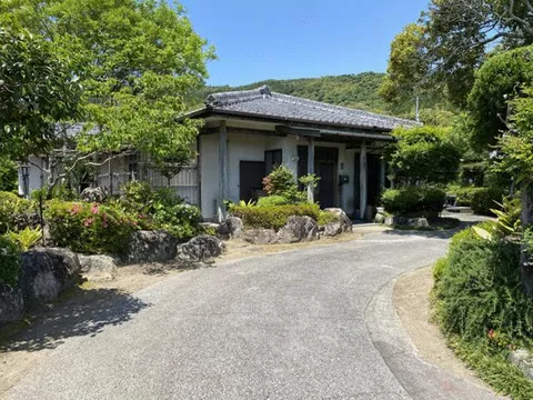Nango Town, Nichinan City, Tsuyano (Oodotsu Station) Single-story building 6DK