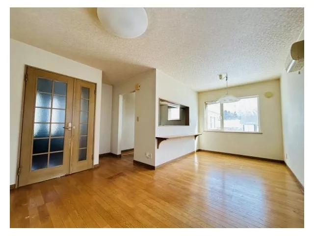 [Open house event] Current sale until February 28 / Move-in possible within the year / Single-story / New seismic standards compliant / Parking for 3