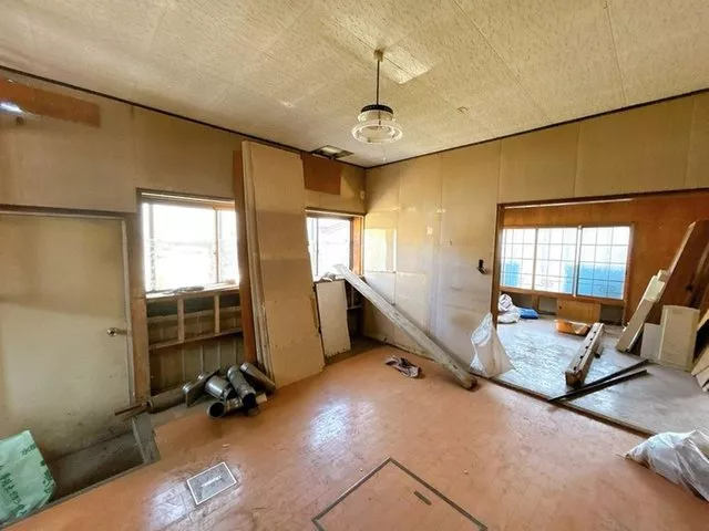 Open house event held / Renovation of interior and exterior from July 2026 / Water-related