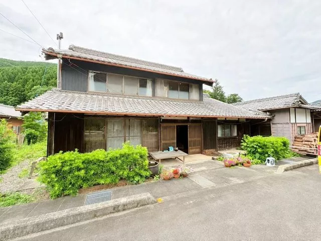 1,980,000 yen, Idaka-cho, Tahiki