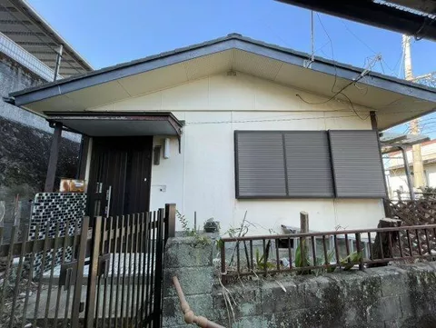 7-chome, Murasakihara, Kagoshima City (Karumizaki Station) Single-story building 3DK