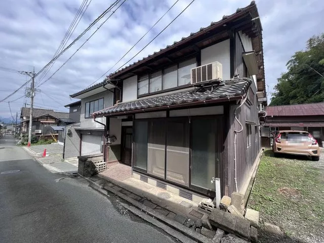 ■Old folk house with store. A life that feels historical■A special location close to ruins