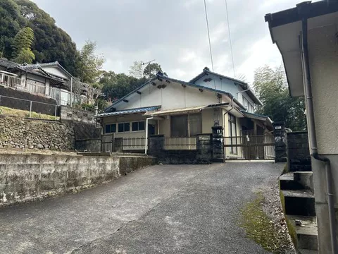 2-story building, 6DK, Uehara-cho, Sasebo City