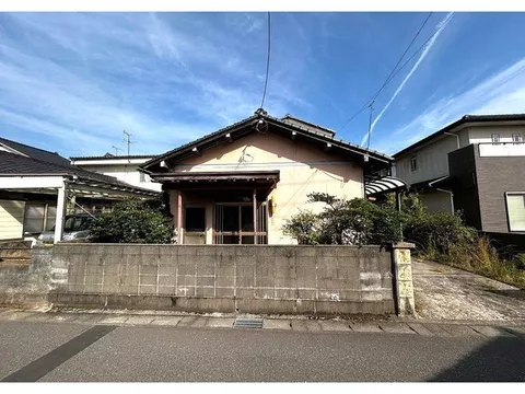 Takai Real Estate ☆ 6SDK house near the sports park
