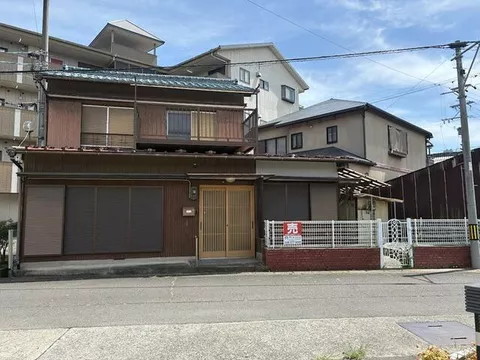 Gifu City, Danjima Nakacho 1-chome (Gifu Station) Single-story building 6DK