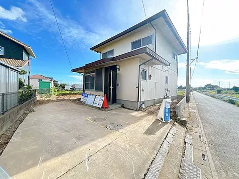 Used single-family home in Shirakawato, Gyoda City