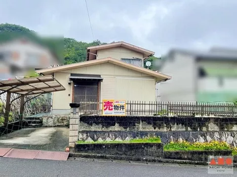 Price updated! Good sunlight with south-facing road! Enjoy a slow life with a property that can also have a home garden!