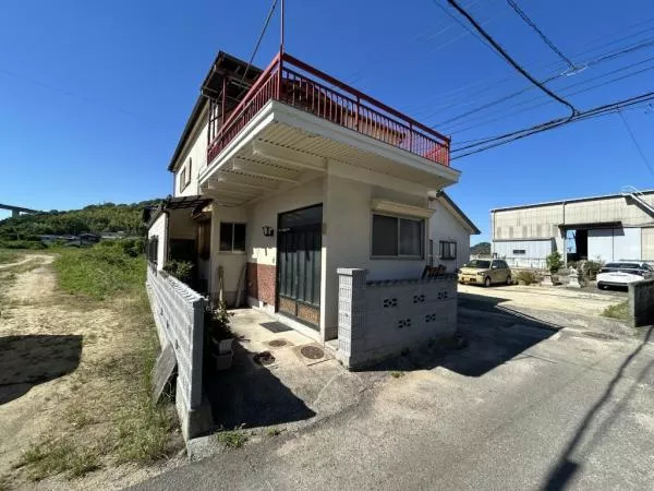 Imabari City, Sunaba-cho 1-chome (Hatohama Station) 2-story 5DK