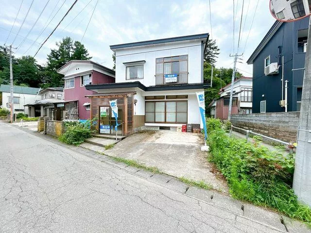 Yokote City, Minamimachi (Yokote Station) 2-story 5LDK