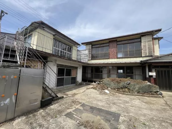 Oyama-shi, Oaza Okawashima （Ishikawa station） 2F 7K

2.8 million yen