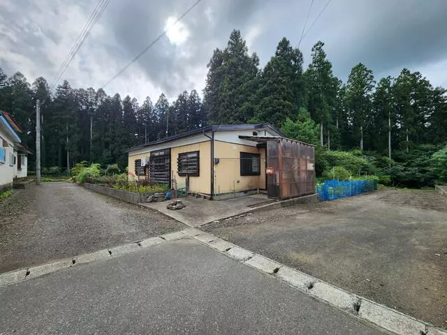 Kamikita District, Shichinohe Town, Natsuyaki, single-story building, 4K