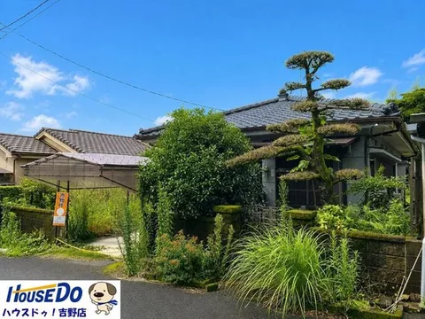 ■ Easy to live in single-story house ♪ ■ Kawakami Elementary School 750 (10 minutes on foot) ♪