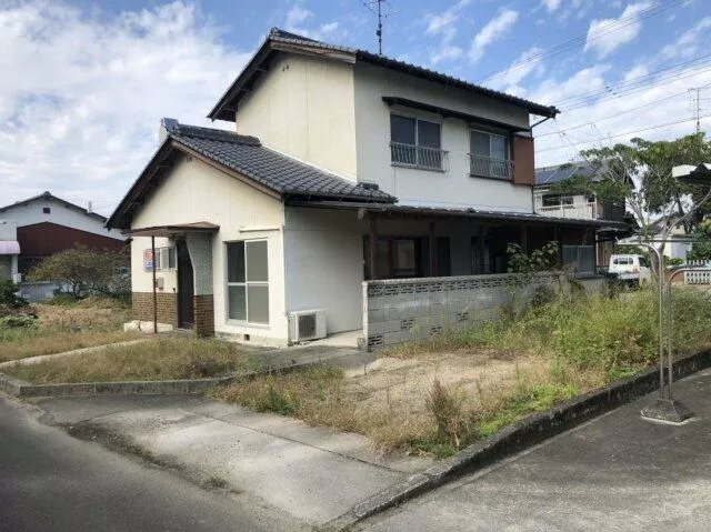 Saijo-city, Aichi (Ishizuchiyama Sta.) 2F 4DK

2.5 million yen