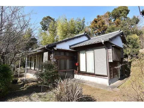 ■1060m to Furusato Archaeological History Museum ■Single-story building ■Spacious land of 170 tsubo