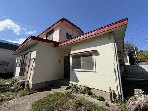 Hirosaki City, Oaza Asahigaoka 2-chome (Seiai Chuko-mae Station) 2-story building 7DK