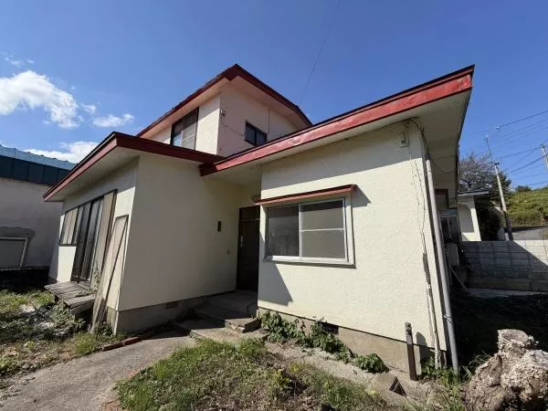 Hirosaki City, Oaza Asahigaoka 2-chome (Seiai Chuko-mae Station) 2-story building 7DK