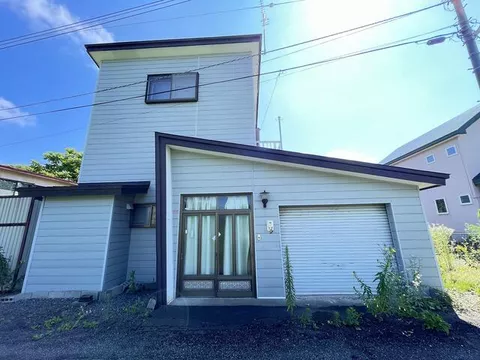 Yubari-gun Kuriyama-cho Asahi 2-chome 2-story 5SLDK