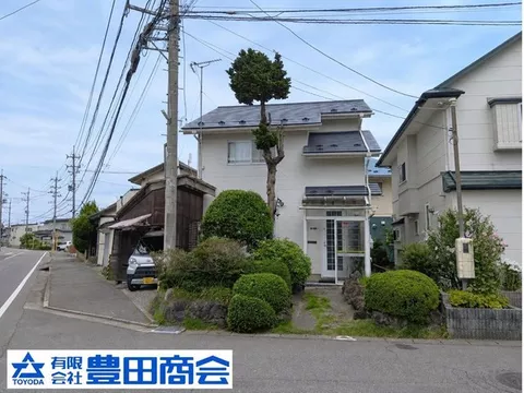 ♪A used house near Osumi Elementary School is now available♪ If you're interested, please feel free to contact us!