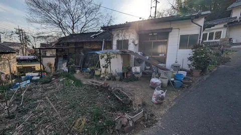 Kasaoka City, Kasaoka (Kasaoka Station) Single-story building 2DK