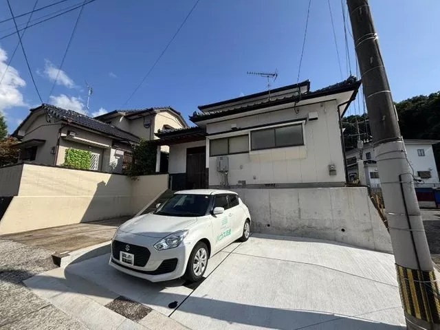 ◆Parking for 3 cars available♪◆Living room with good sunlight☆◆Nostalgic engawa (veranda)