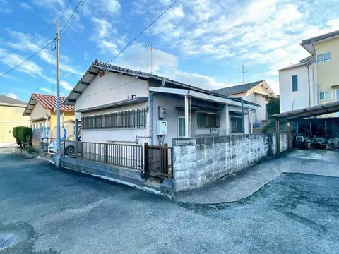 Yamaga City, Kōkō-dōri 1-chome (Koba Station) Single-story building 3DK