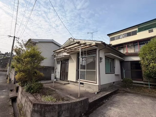 Completed residential area, 3DK, single-story building, parking for 1 car available