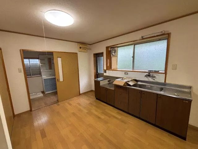 Kami City, Tosayamada Town Kugi (Yamada Nishimachi Station) Single-story building 6DK