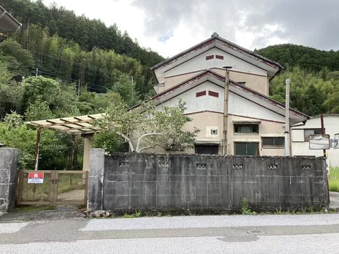 Nagaoka District Otoyo Town Umase (Kakushige Station) 2-story 5DK
