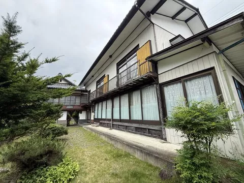 Tanogun Kanra Town, Oaza Ikari, 2-story building, 8DK