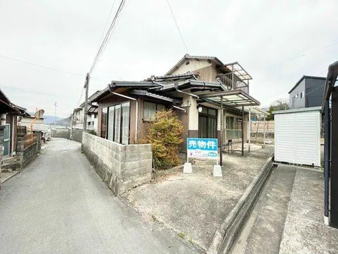 Bizen City, Uraibe (Ibe Station) 2-story 4DK