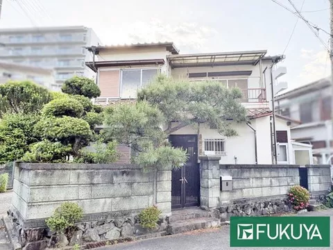 ■ 4 minutes on foot from Nose Electric Railway "Tada" Station ■ 2-story 5DK ■ Detached house facing east and southwest