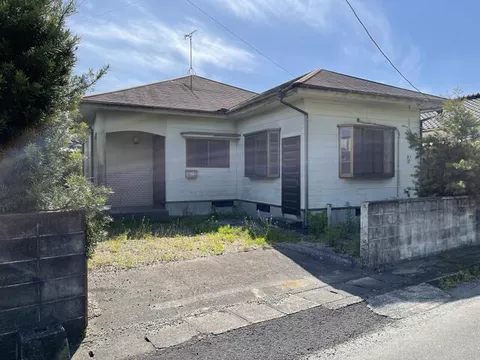 Hishida, Osaki-cho, Soo-gun, Hishida Single-story house, 3DK

2,000,000 yen