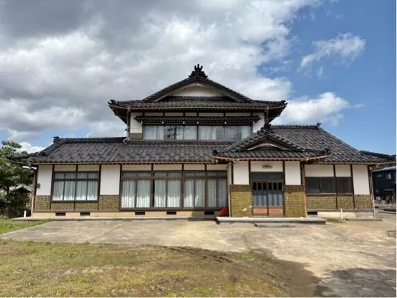 Himi City, Izumi (Himi Station) 2-story building 12DK