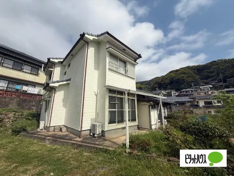 Sasebo City, Utagoe Town (Sasebo Chuo Station) 2-story building 3DK