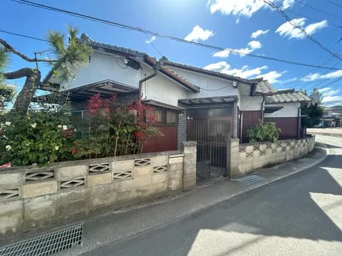 Sanuki City, Shido (Shido Station) Single-story building 4DK