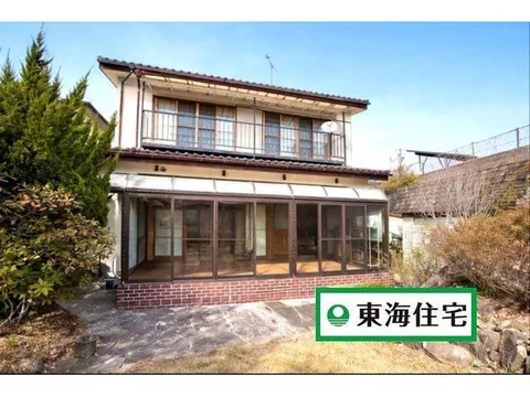 《Lot 104 tsubo 4DK》＊Parking for 2 cars, supermarket about 4 minutes by car, convenience store 5-minute walk＊